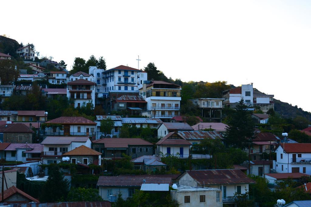 Elyssia Hotel Pedhoulas Exterior foto